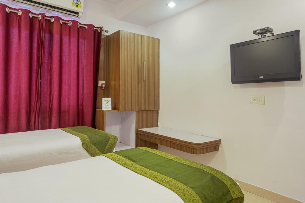 Arihant Hotel Hyderabad Exterior photo