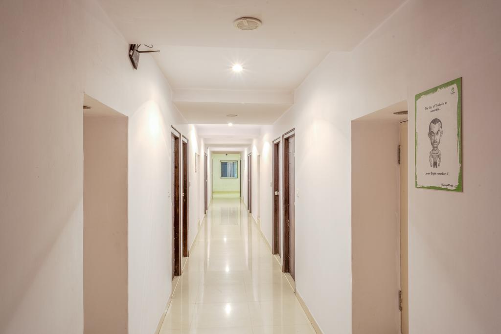 Arihant Hotel Hyderabad Exterior photo