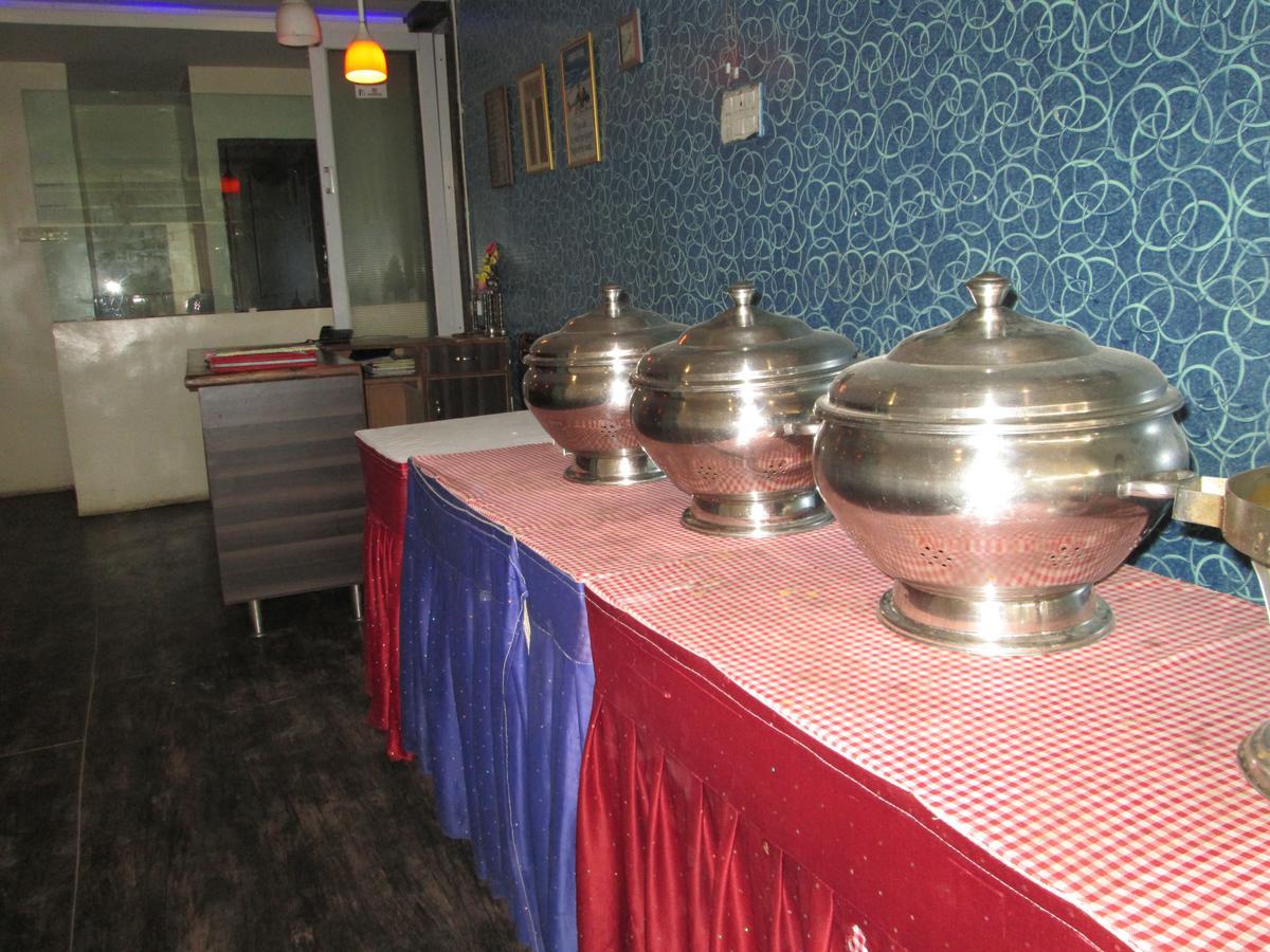 Arihant Hotel Hyderabad Exterior photo