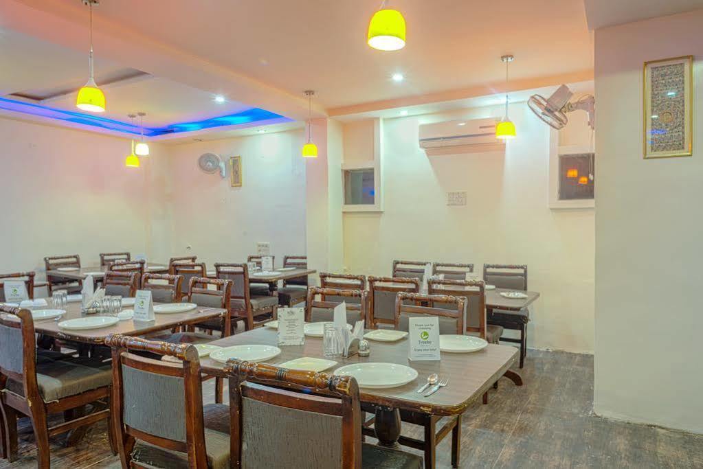 Arihant Hotel Hyderabad Exterior photo