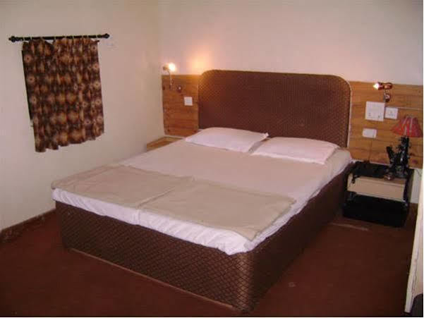 Arihant Hotel Hyderabad Exterior photo